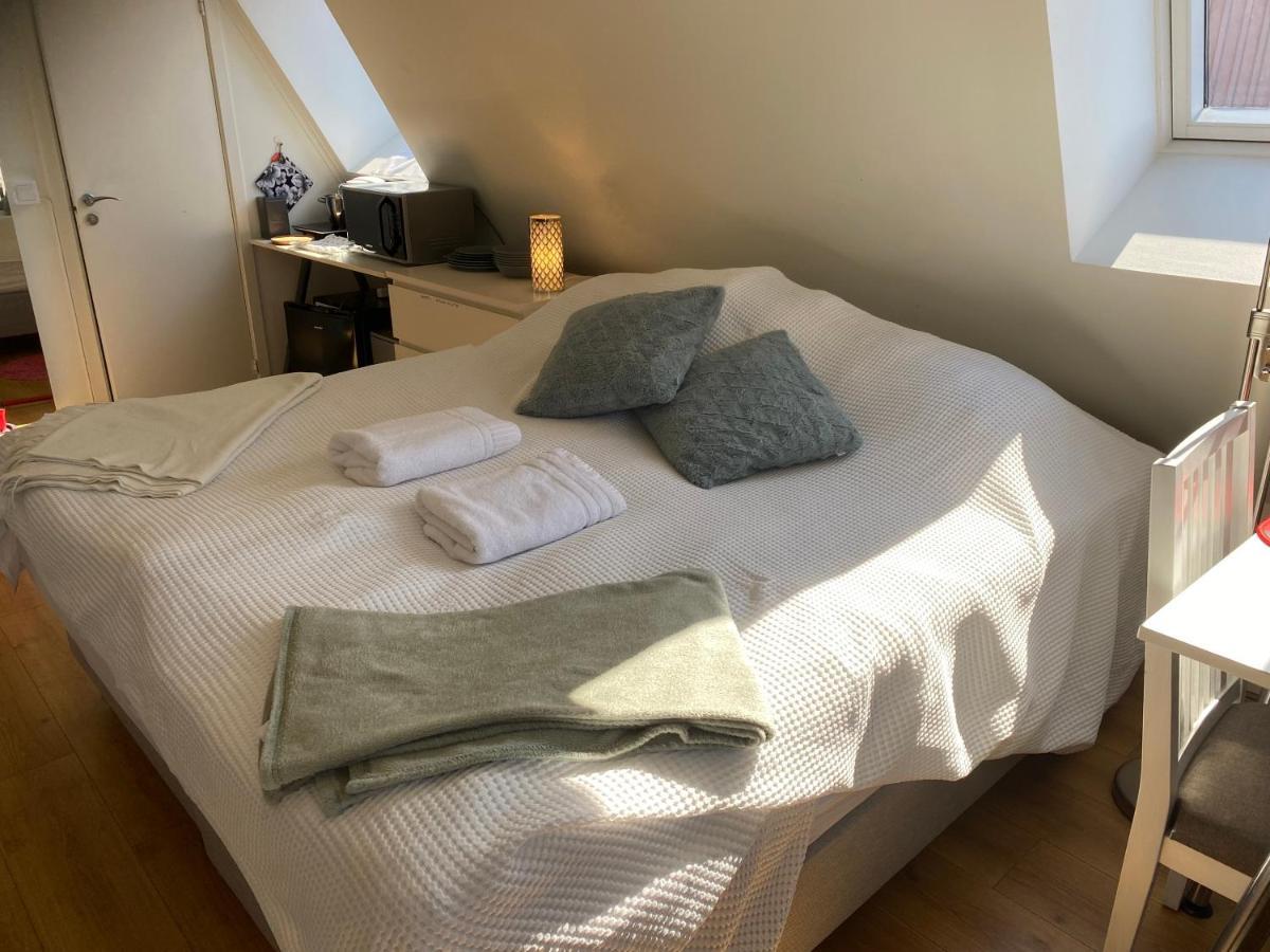 Hotel In Svalsaeter, Kallfors, Jaerna, Stockholm, 5 Min To Golf & 15 Min To Ytterjaerna Concerts 外观 照片