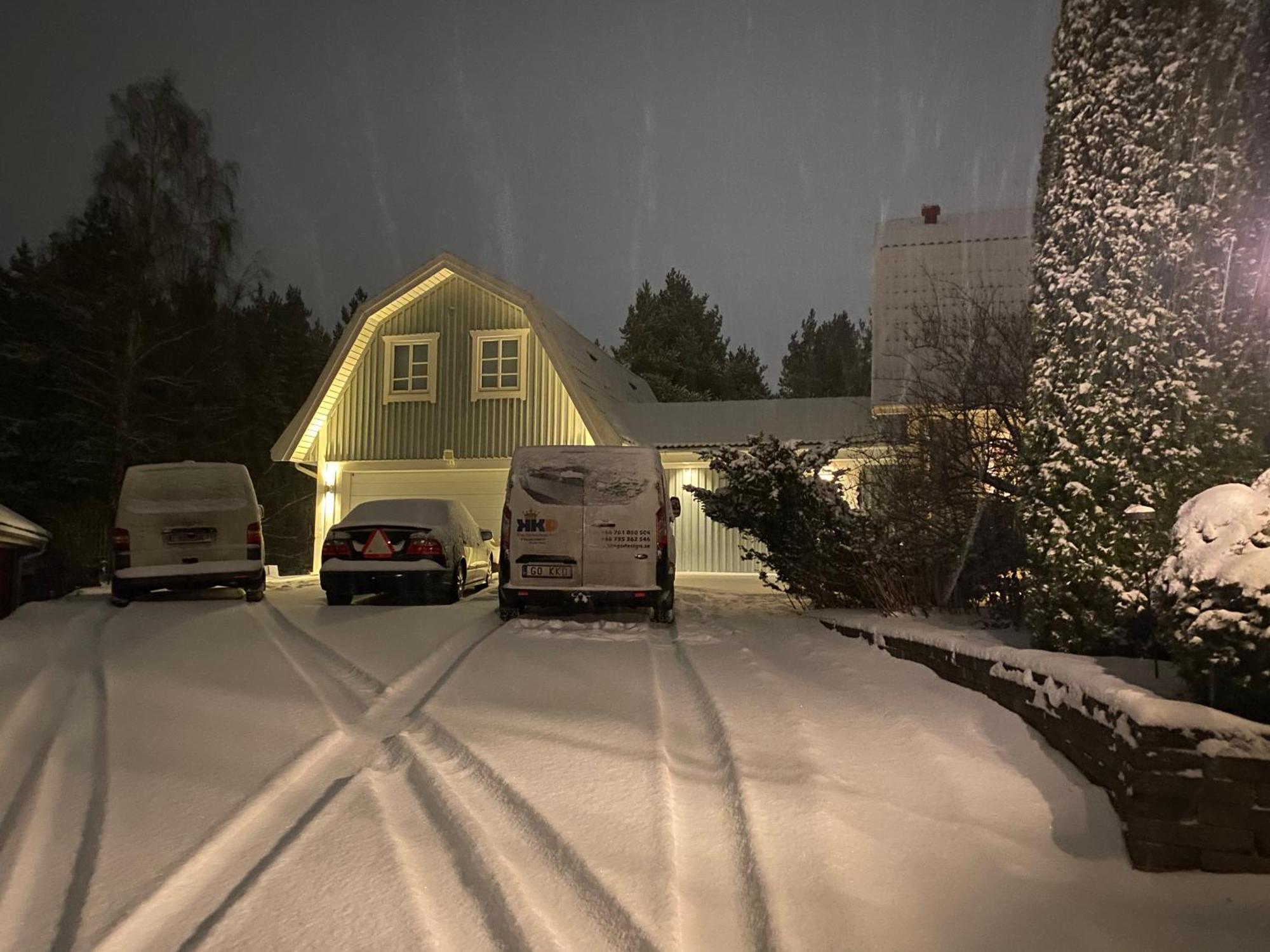 Hotel In Svalsaeter, Kallfors, Jaerna, Stockholm, 5 Min To Golf & 15 Min To Ytterjaerna Concerts 外观 照片