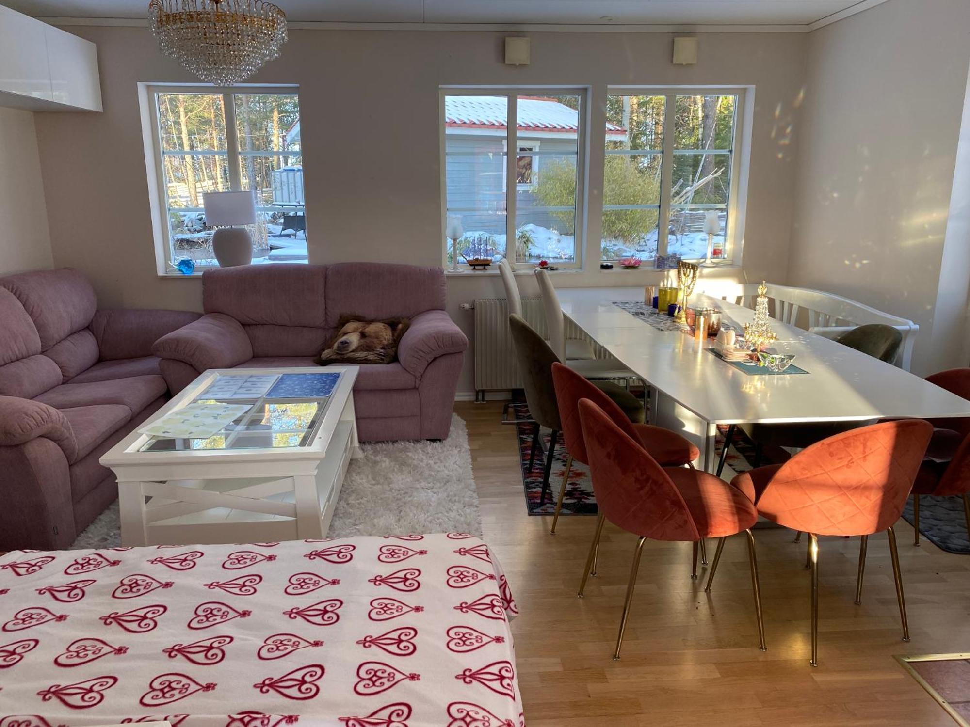 Hotel In Svalsaeter, Kallfors, Jaerna, Stockholm, 5 Min To Golf & 15 Min To Ytterjaerna Concerts 外观 照片