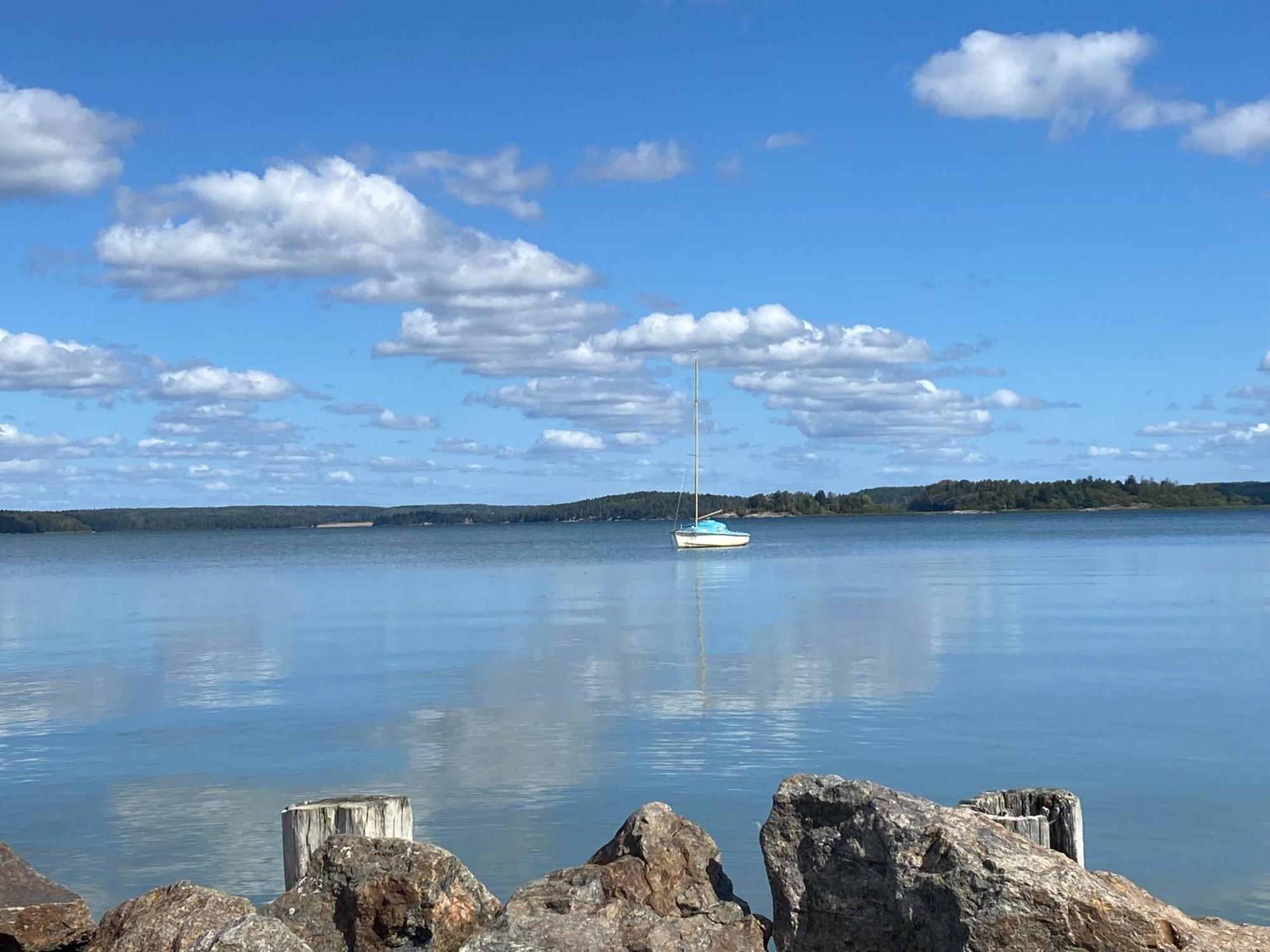 Hotel In Svalsaeter, Kallfors, Jaerna, Stockholm, 5 Min To Golf & 15 Min To Ytterjaerna Concerts 外观 照片